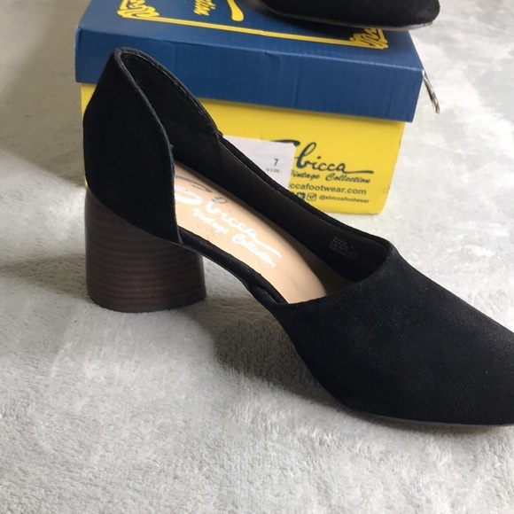 Sbicca Volin Mule Black Teardrop Stacked Heel Suede Size 7 New - Picture 4 of 11
